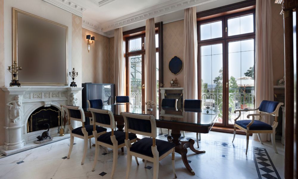 The Dos and Don’ts of Decorating Your Dining Room